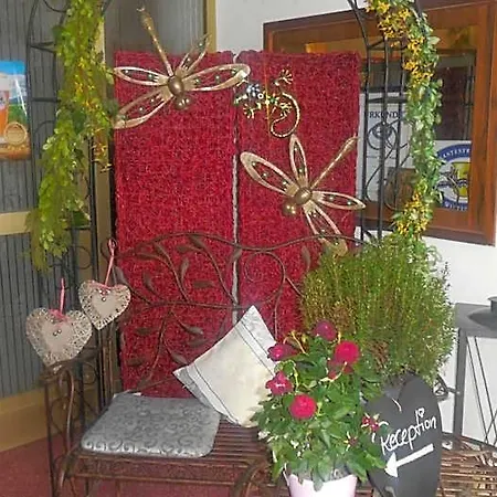 Hotel-gasthof Wilder Mann Otel Pfreimd